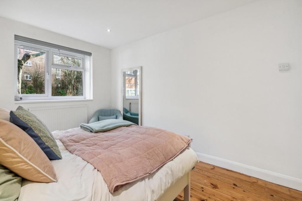 Bedroom.jpg