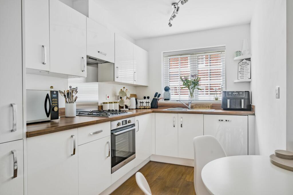Kitchen/Living Room/Dining Room (3)