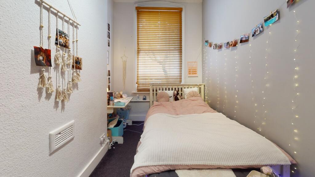 room 4