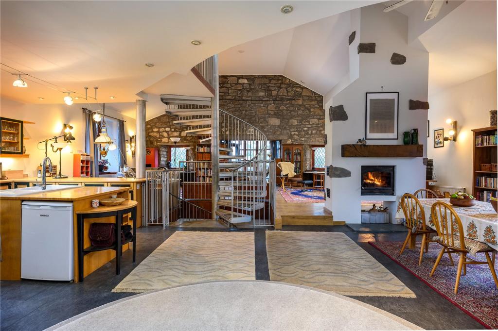 Open plan area