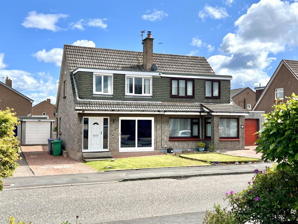 Katrine Drive, Crossford