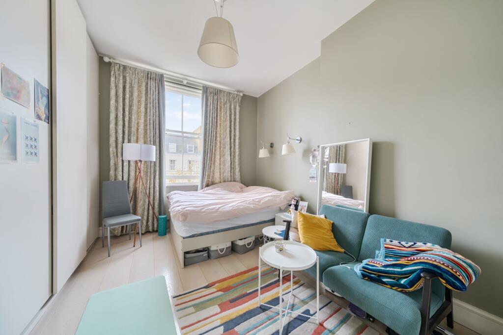 1377131-12-691469...