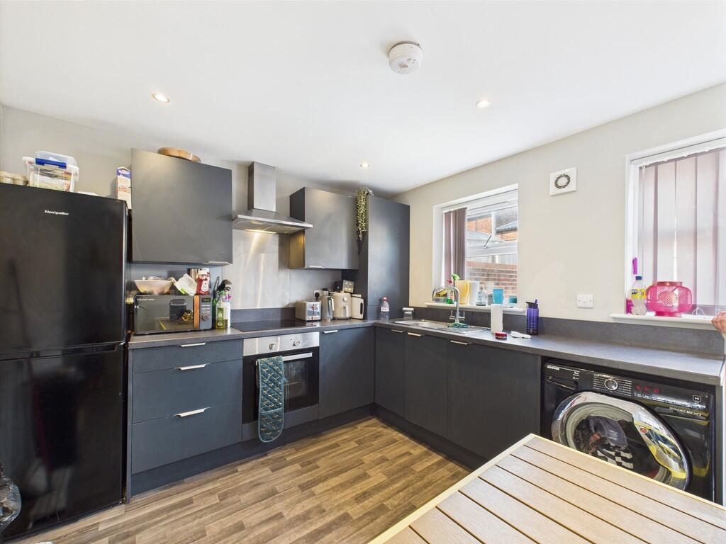 CAM01835G0-PR0205...