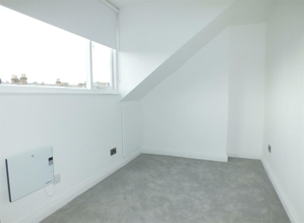 Bedroom.jpg