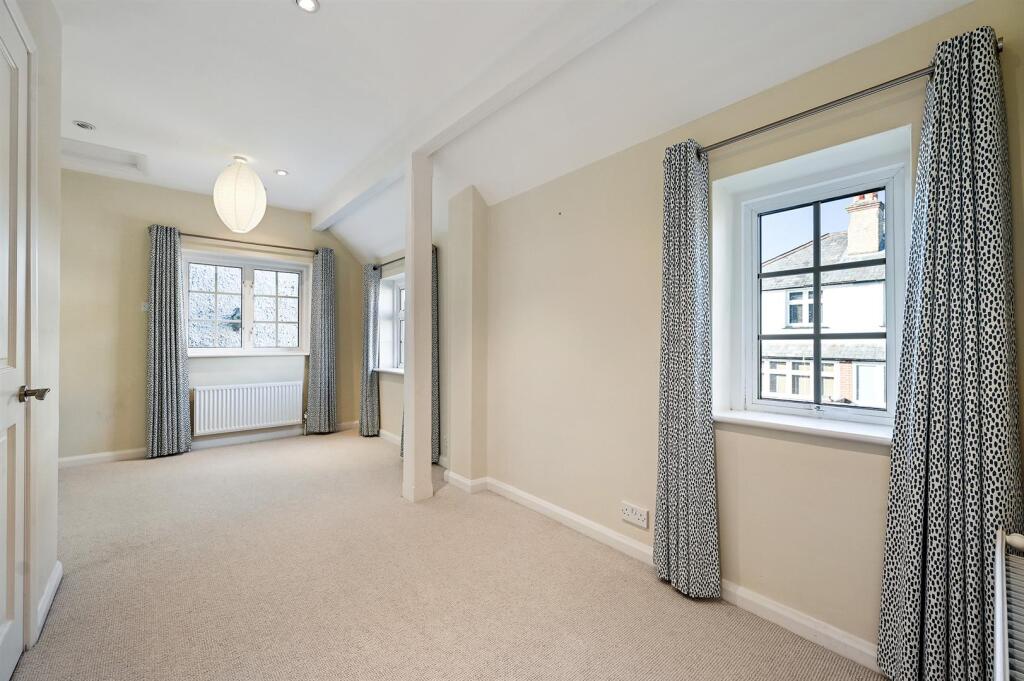 Bedroom 3.jpg