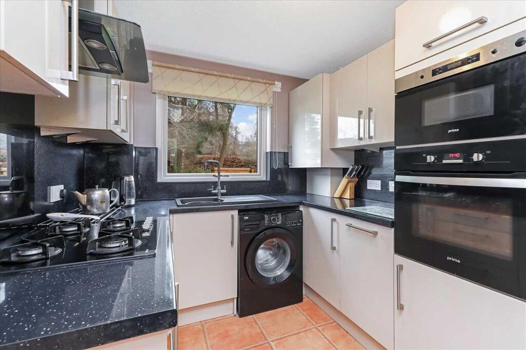 Kitchen (1)