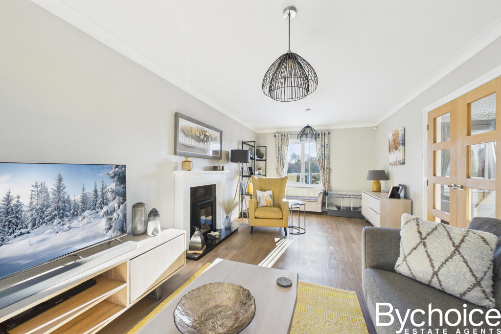 CAM05454G0-PR0096-STILL008