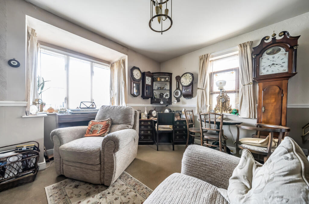 1345080-12-68adca...