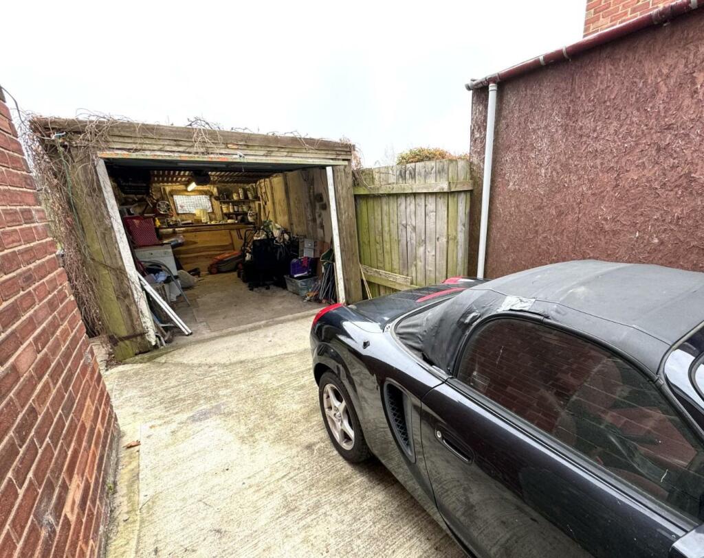 PARKING &amp; GARAGE