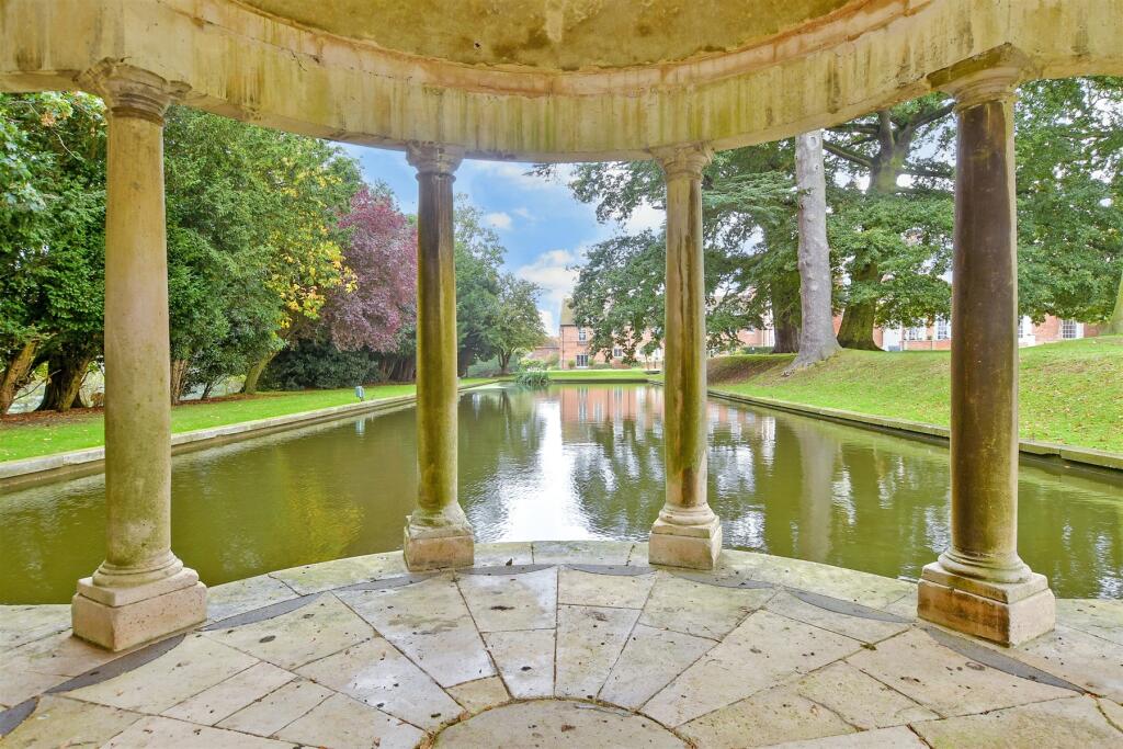 Communal Gardens