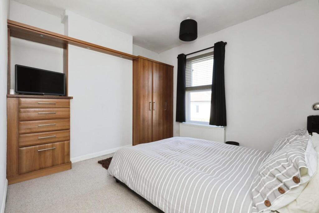 BEDROOM NO.1