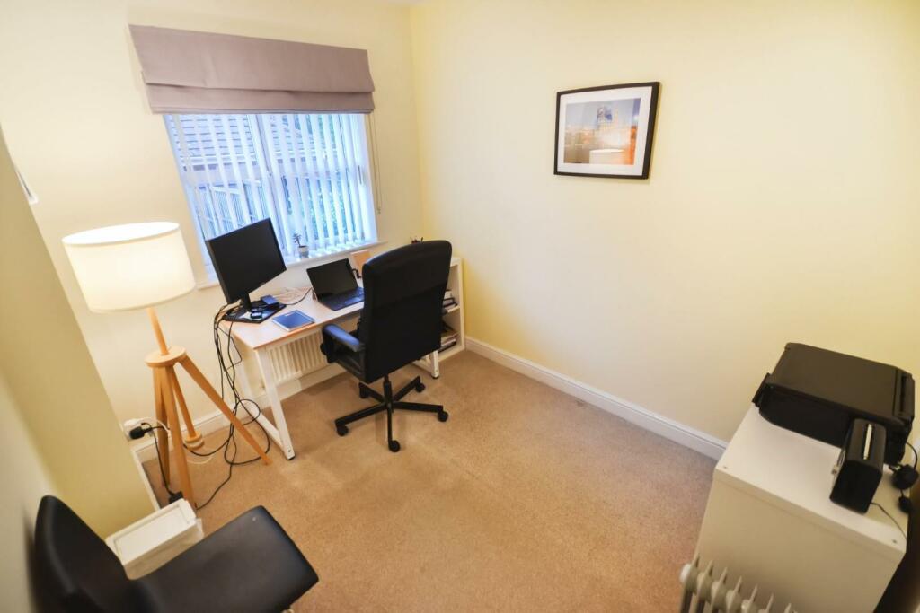 Ground Floor Bedroom/Office