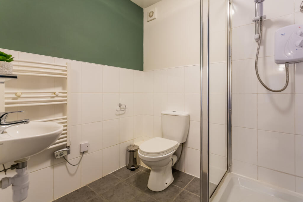 St Hilds Flat 1 bathroom 3