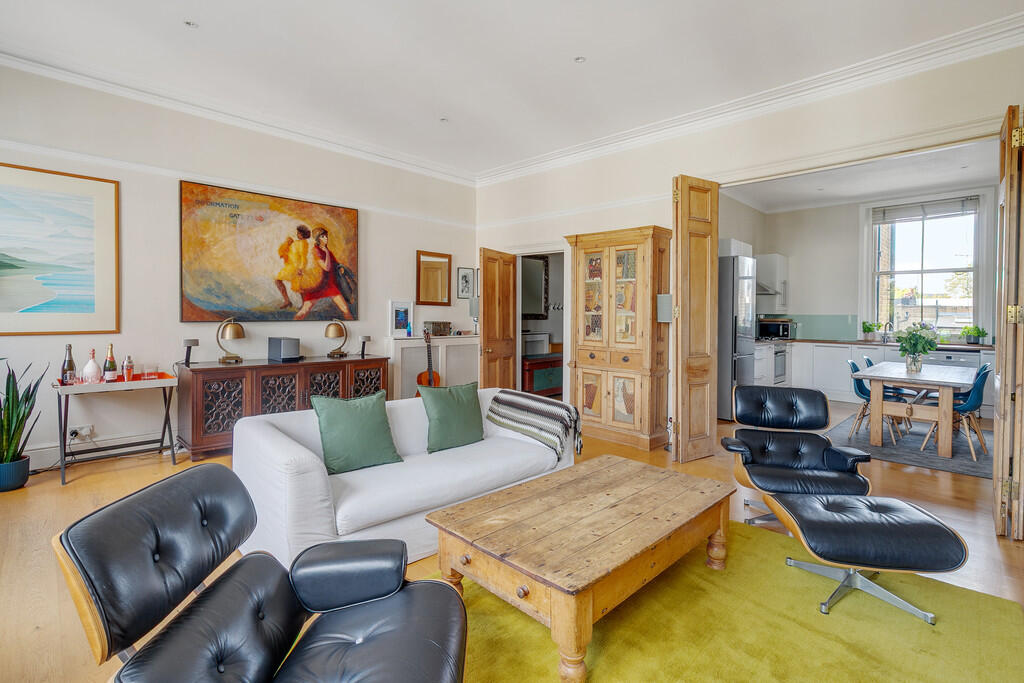 RedcliffeSquare64...