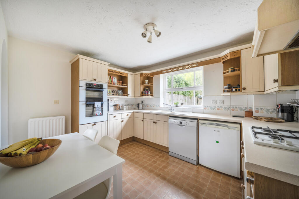 1346062-20-68b5d3...