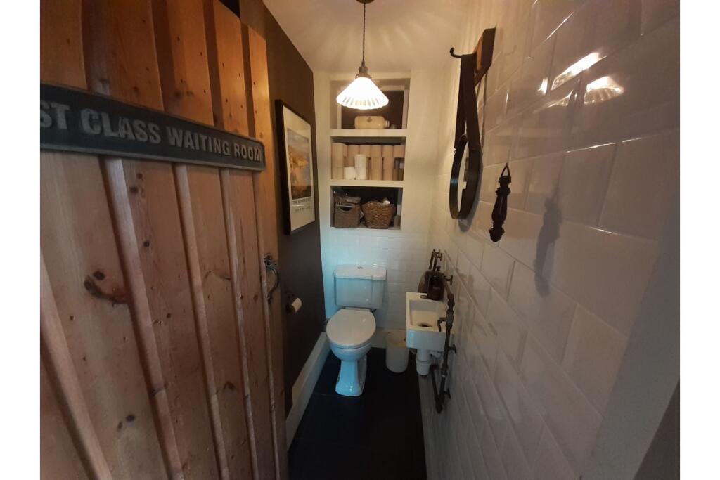 Downstairs Cloakroom