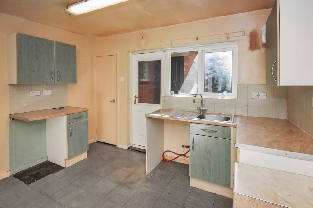 14 Manor Close, Yaxley, Peterborough, Cambridgeshire, PE7 3NS