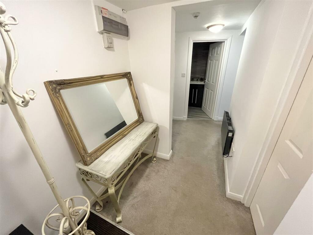 Hall.jpg