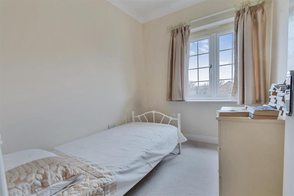 8 George Long Mews Single Bedroom .jpg