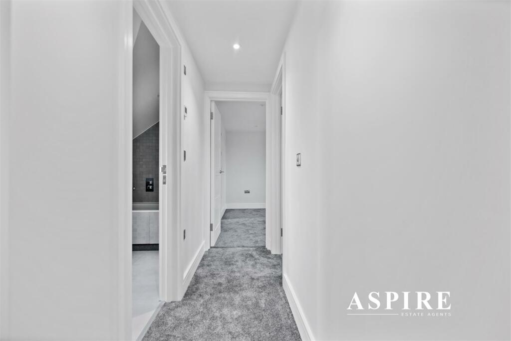 Aspire Estate Agents11.jpg