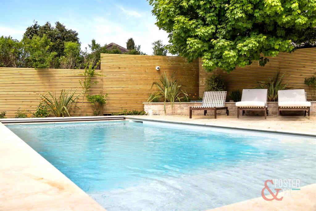 Hill Brow, 27-012.jpg