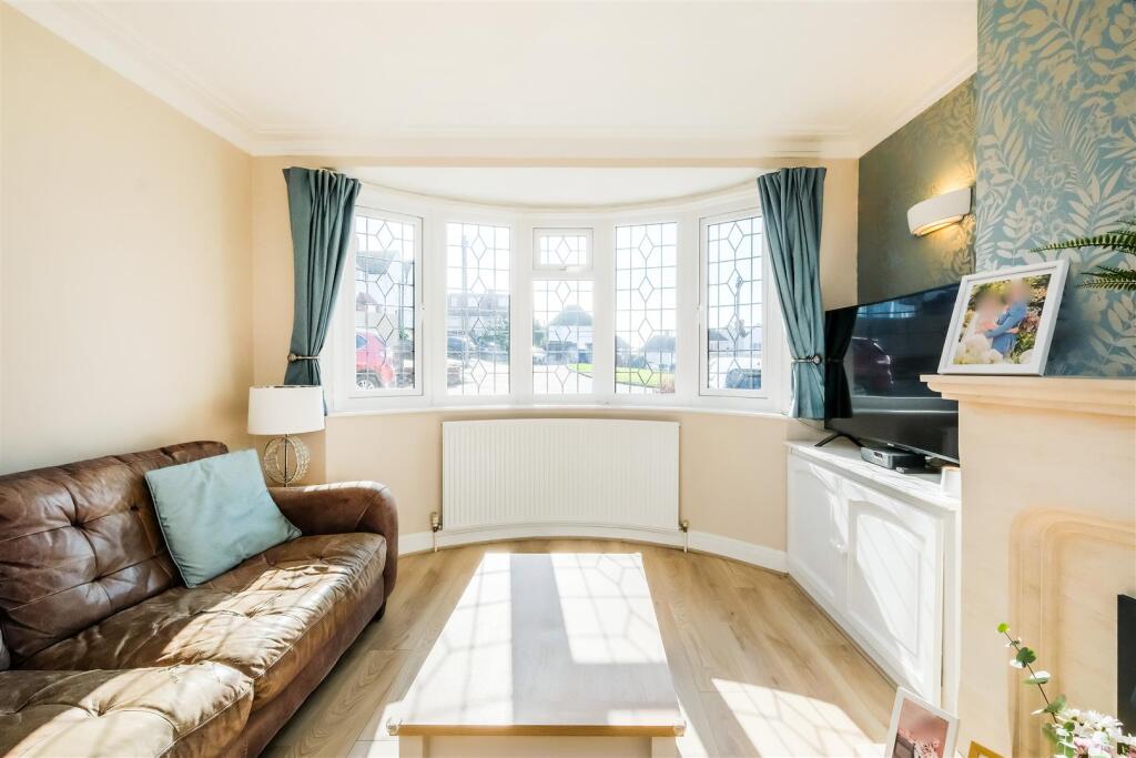 10, Priory Close-25.jpg