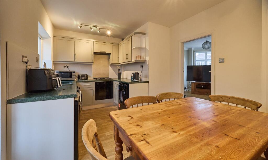 Fitted Dining Kitchen to Rear L Shaped