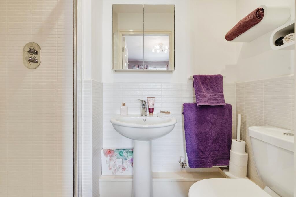 En Suite 2