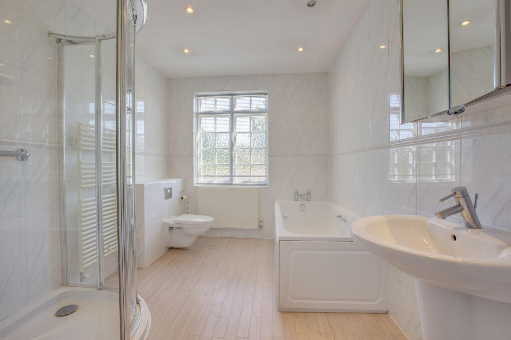 Penny Meadow, 16 Cliveden Mead, SL6 8HE (LOW RES)-