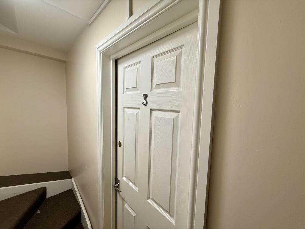 Entrance on 1st Floor