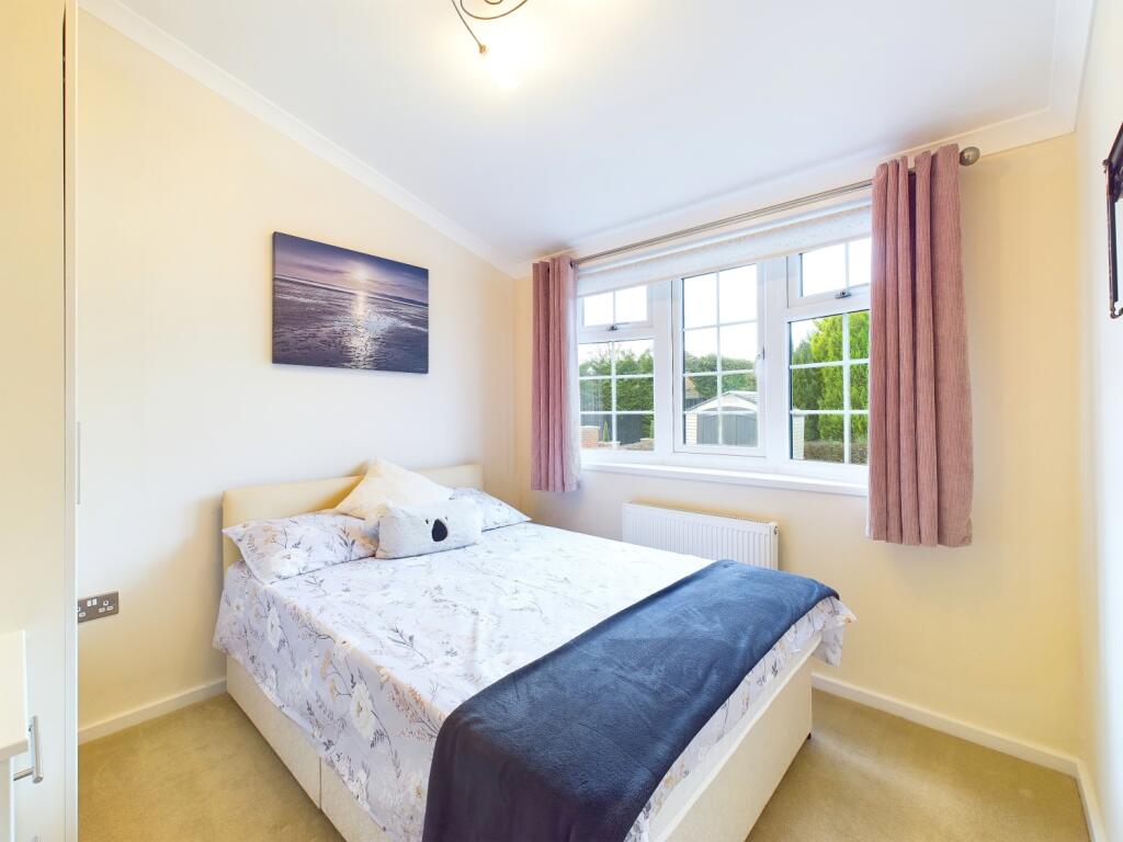 CAM03162G0-PR0188-STILL009