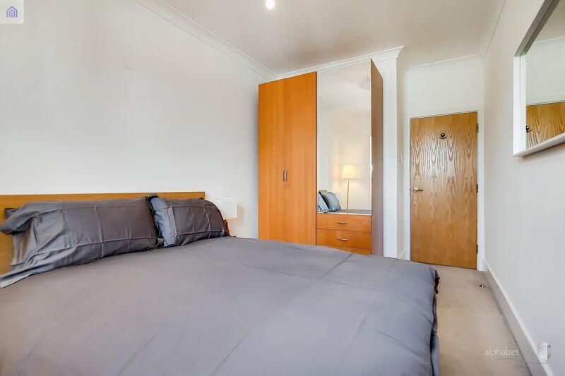 Bedroom 2.1
