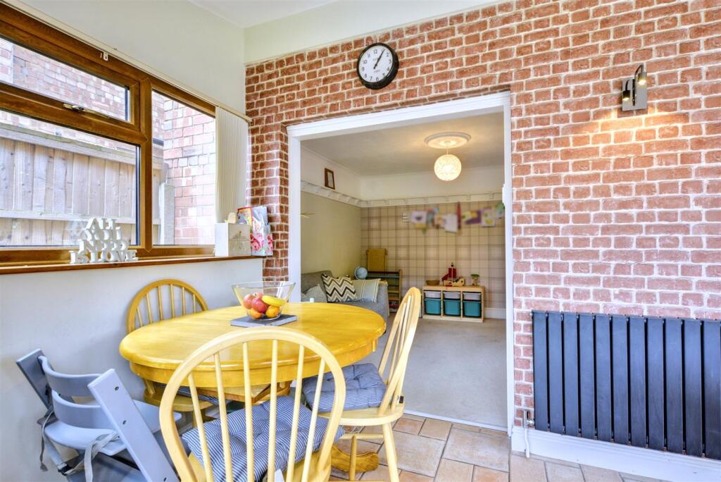 Kitchen Diner