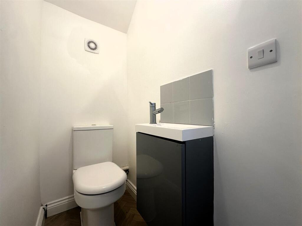 WC.jpg
