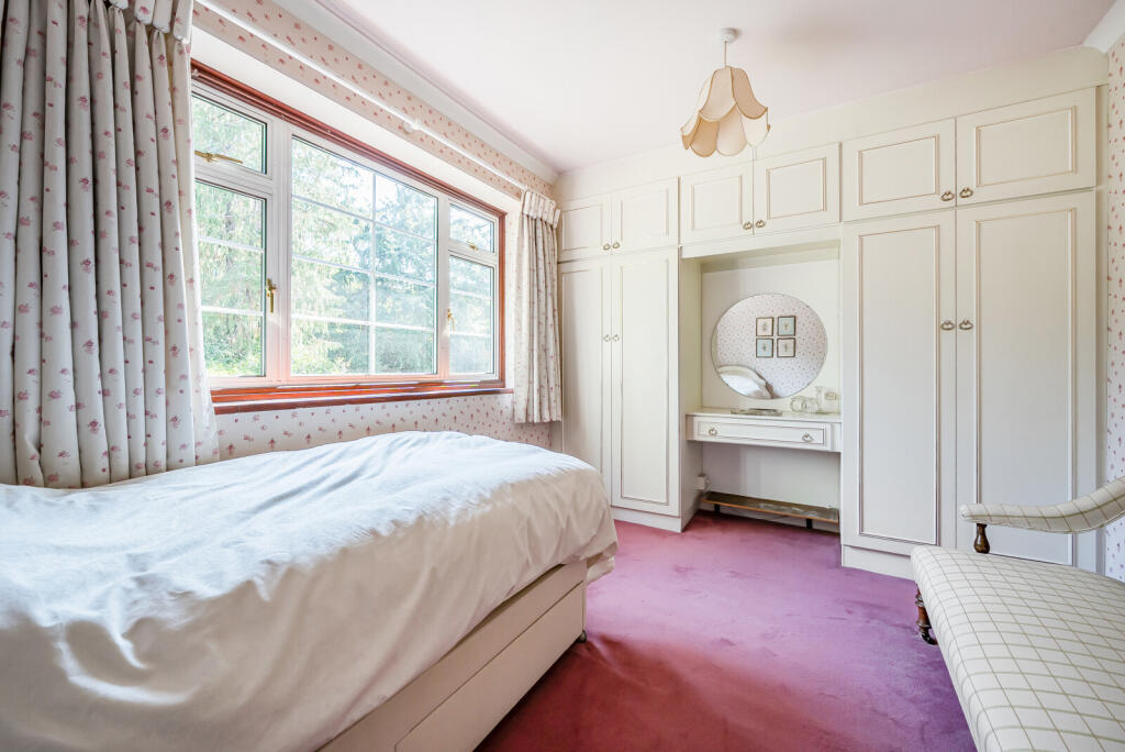 1355656-19-68cd3f...