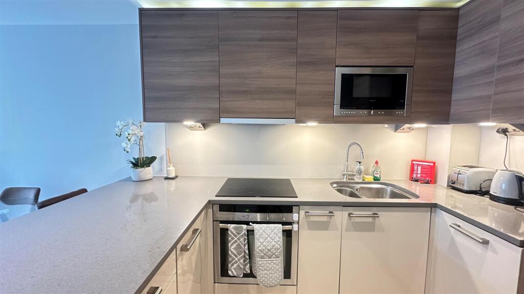 Counter House, Kitchen 1.jpg