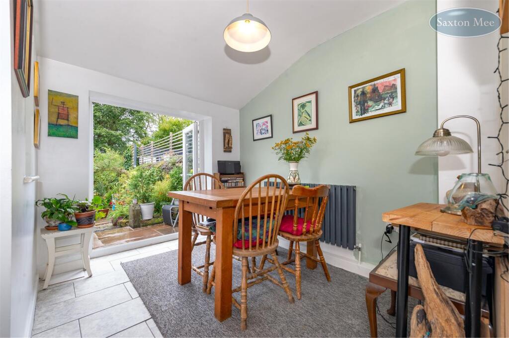 ash - dining room 8279.jpg