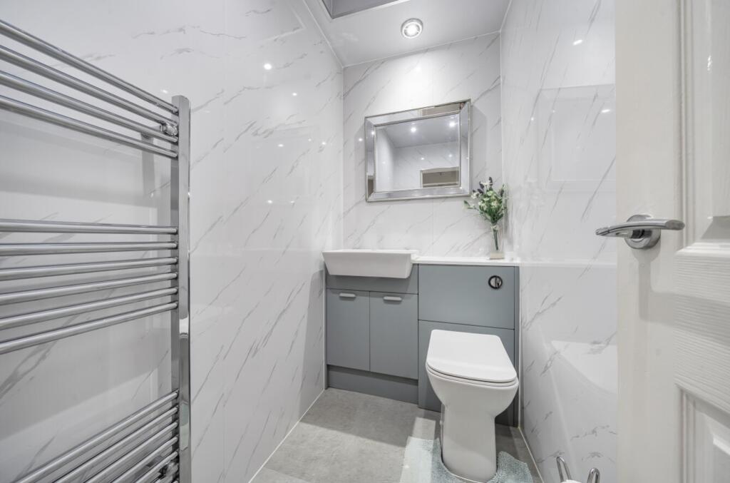 1356197-23-68cacdccc79c1