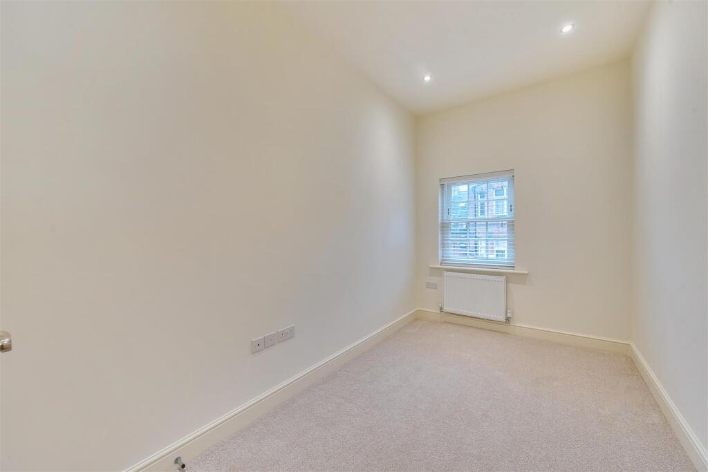 Archway House, 31 Moat Lane, Towcester (7).jpg