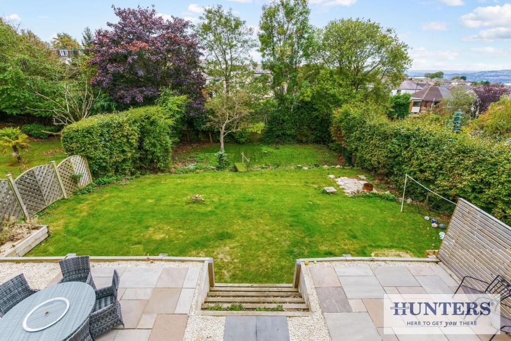 98485_18-Belmont-Grove-Rawdon (31) - Copy_low.jpg