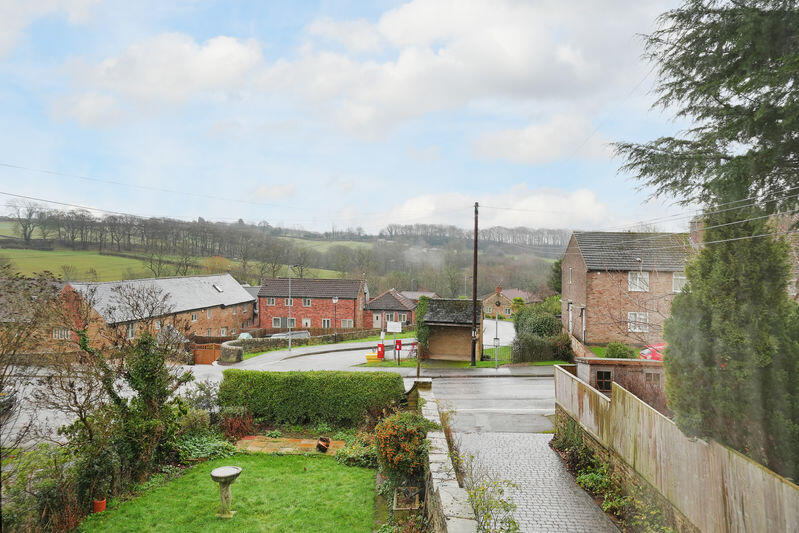 Front Garden &amp; Driveway 