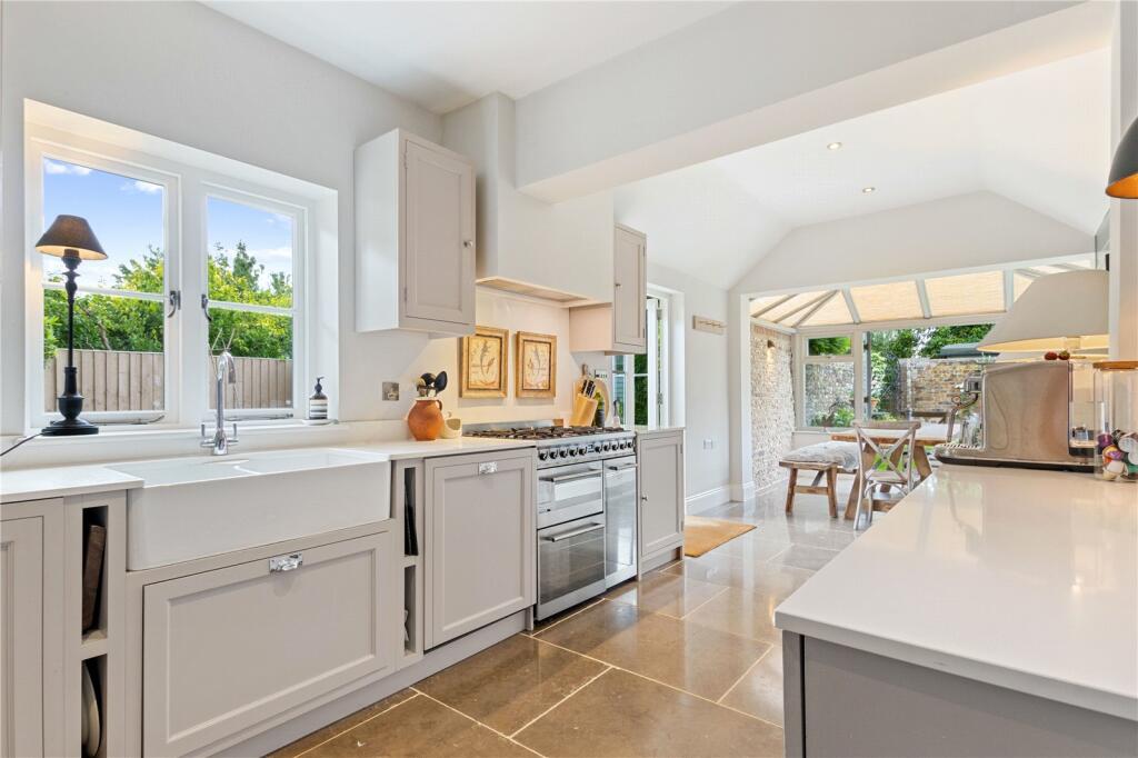 Kitchen/Conservatory