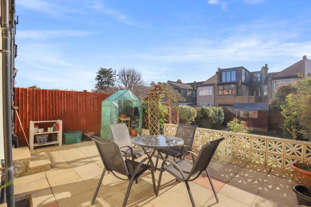 07-70bbJHPropWpen - 47 Clevedon Road - 20 (1)-medi