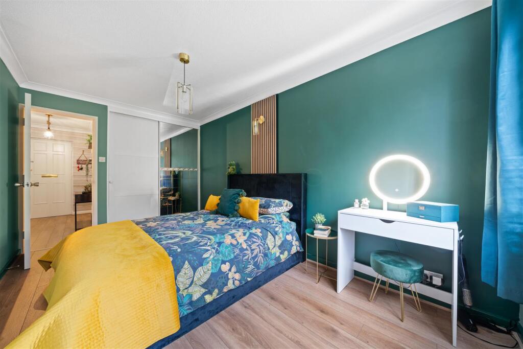 Flat 58 The Oasis025.jpg