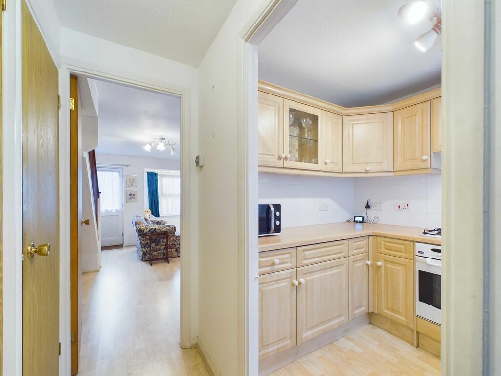 CAM03741G0-PR0058...