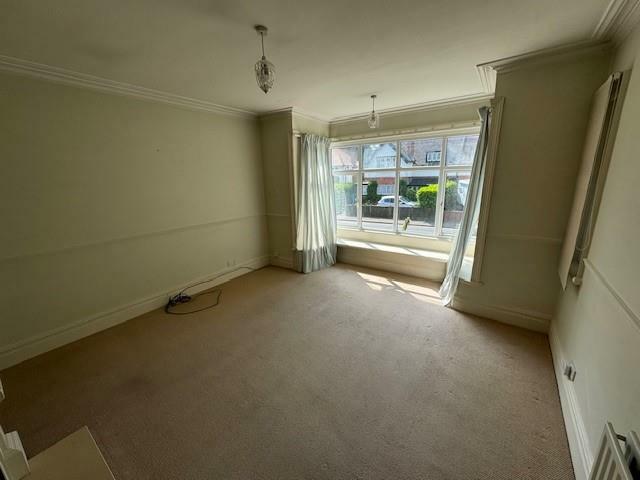 lounge.jpg