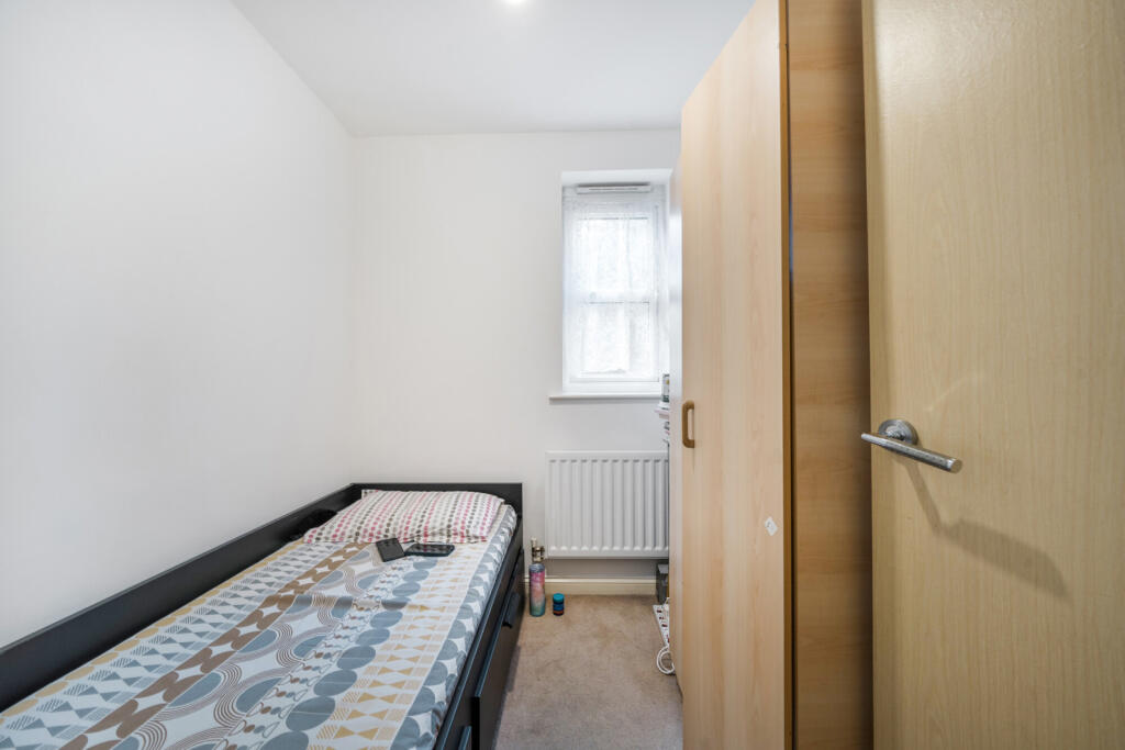 1295017-20-683992...