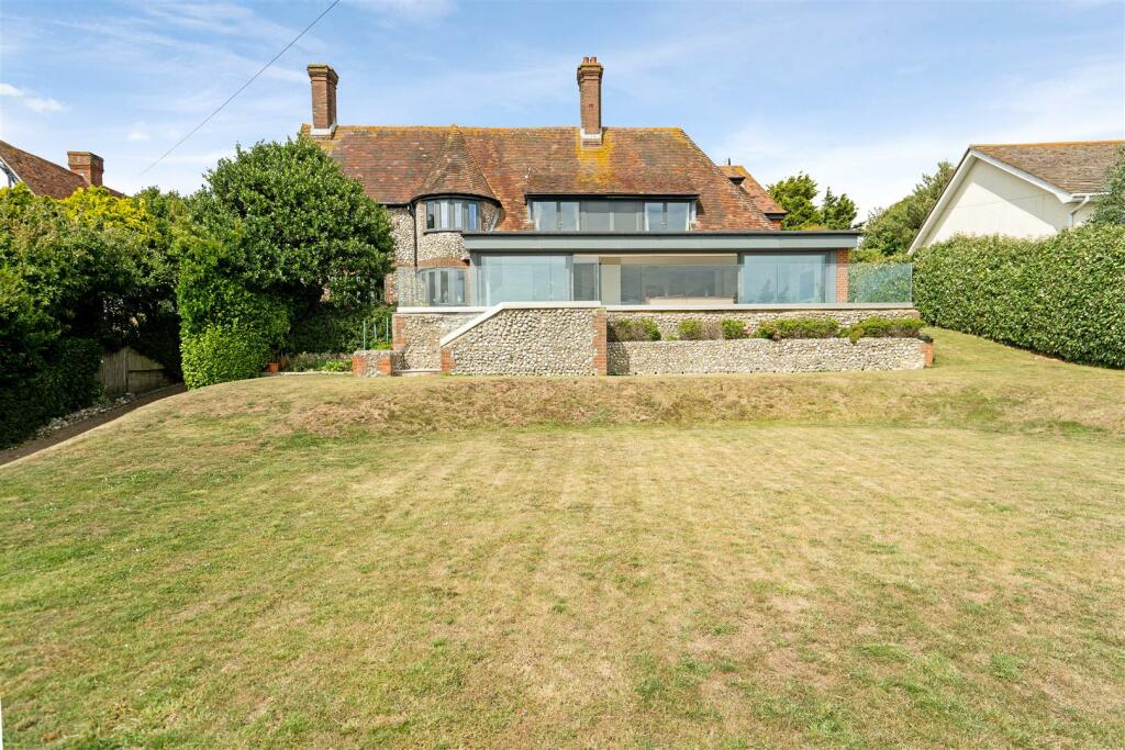 19, Roedean Crescent 320828  (15).jpg