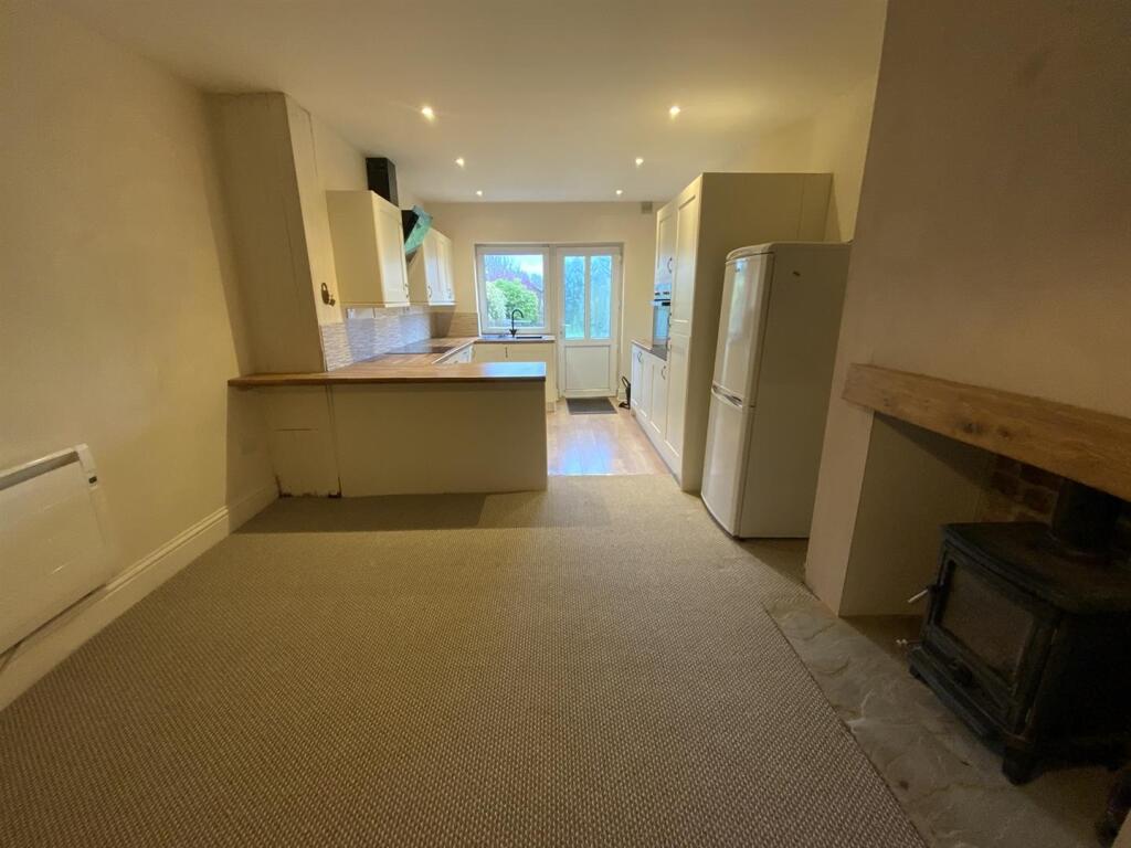 dining room .jpg