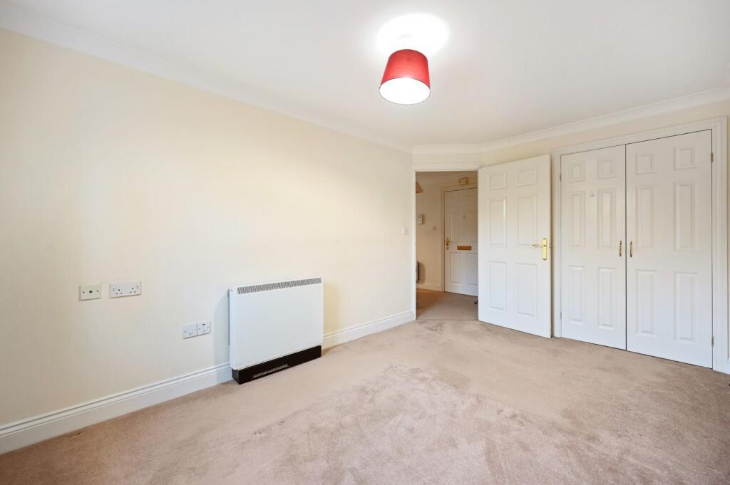 RCREA- 15 pegasus court-bedroom 9 (1).jpg